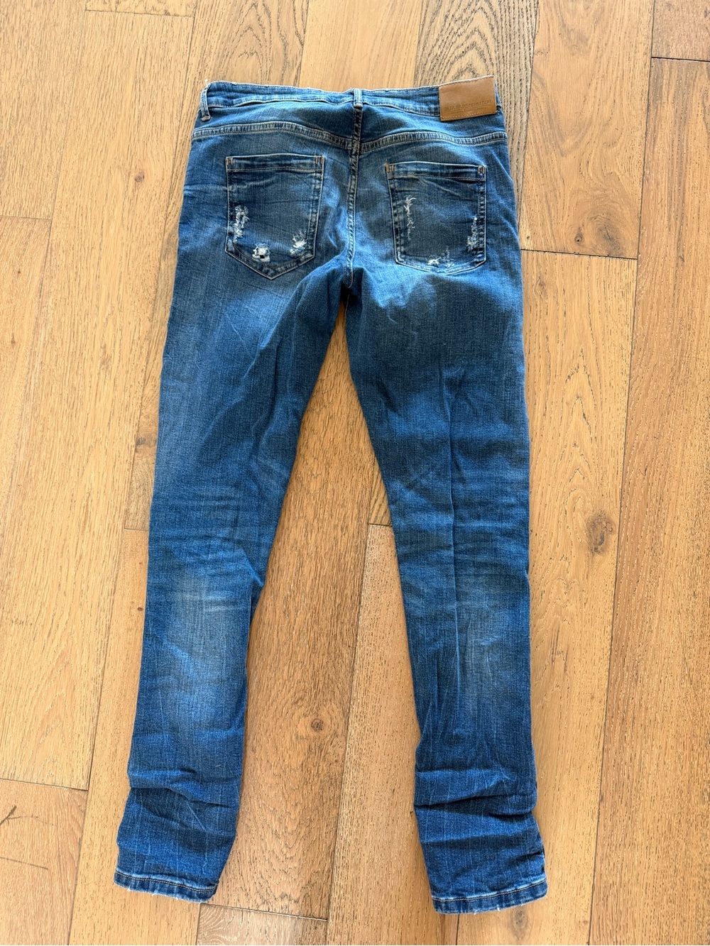 Zara Basic Denim Straight Ripped Jeans - Picture 4 of 6